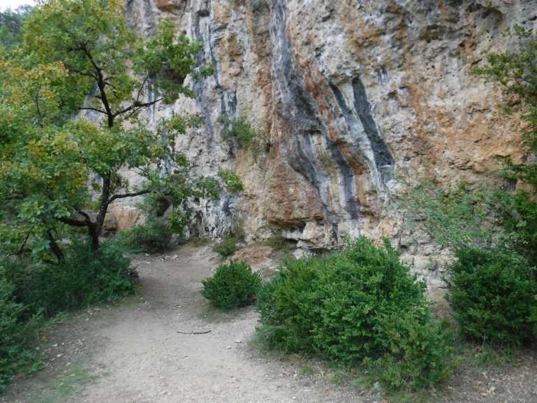 site d'escalade de la mure près du village du rozier