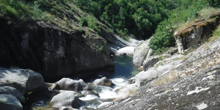 Randonnée aquatique dans les Gorges de la Dourbie
