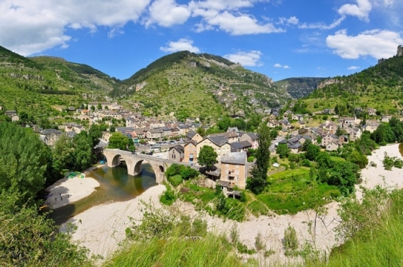 Sainte Enimie dans les gorges du Tarn