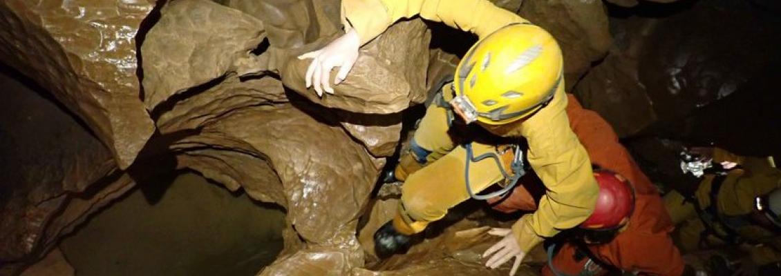 Spéléo dans les Gorges du Tarn dans la Grotte de la Clujade - 2