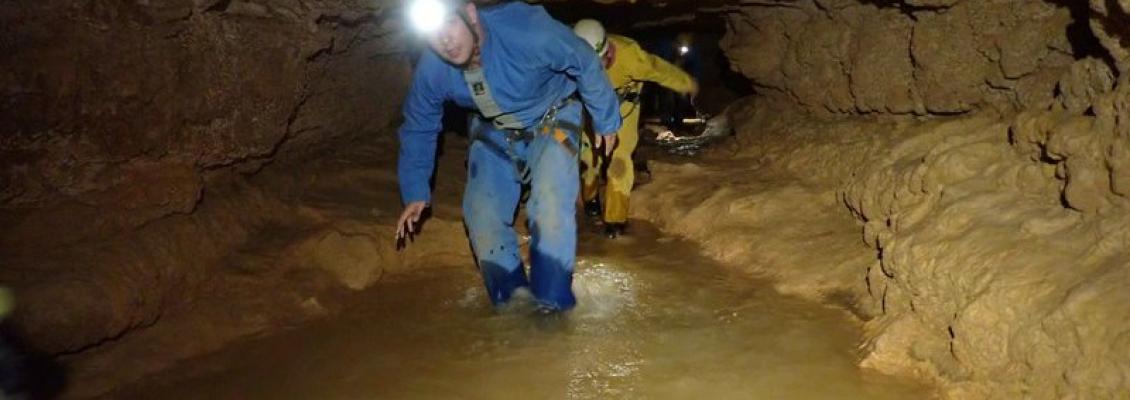 Spéléo dans les Gorges du Tarn dans la Grotte de la Clujade - 3