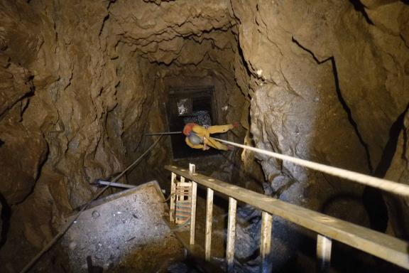 Spéléologie - Spéléologie dans les Cévennes dans le grotte de Malaval